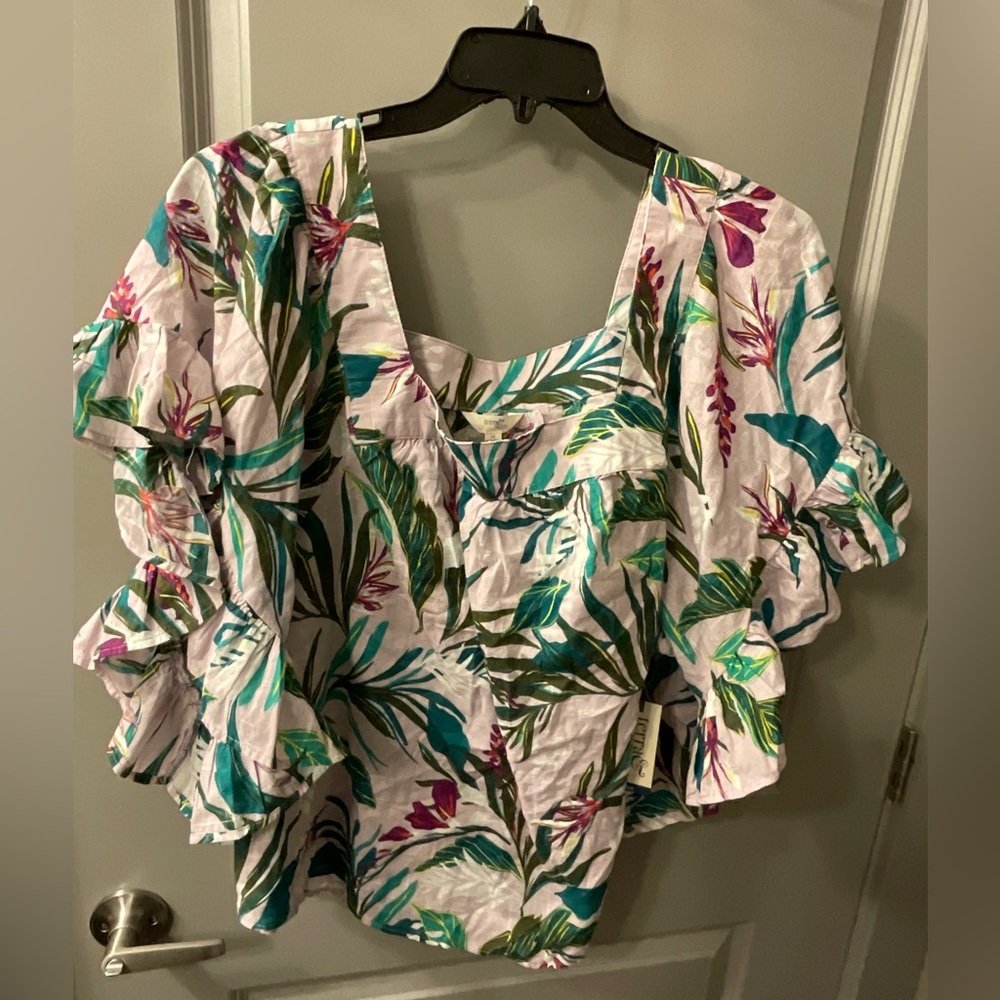 Floral shirt.